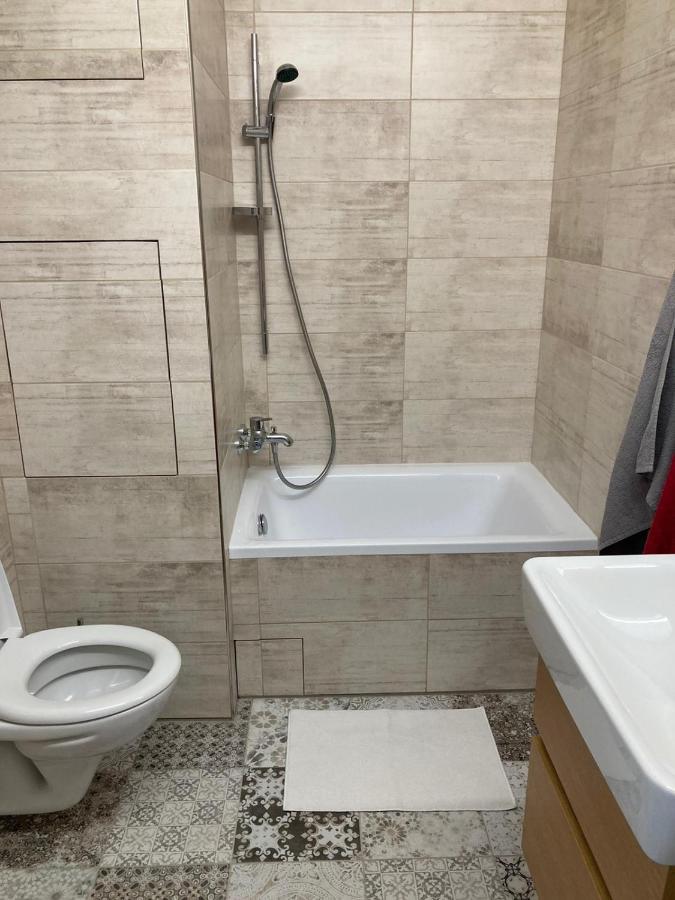 U Kosmonauta Apartment Decin Ngoại thất bức ảnh